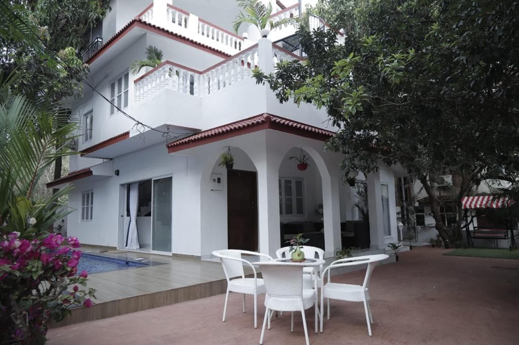 New White Tropical 4BHK Villa | Gated | North Goa