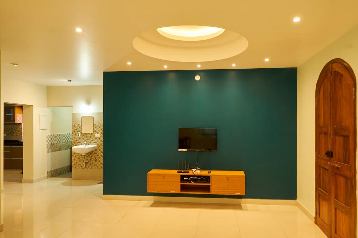 Main stay photo