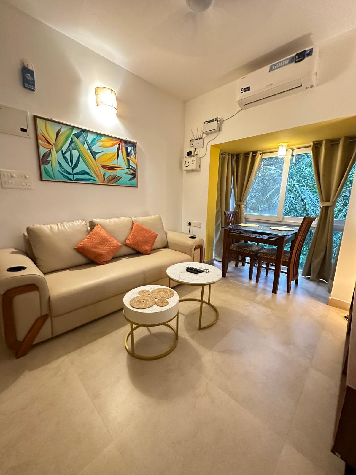Main stay photo