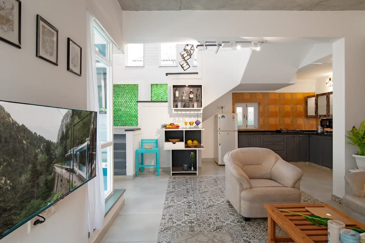 Main stay photo