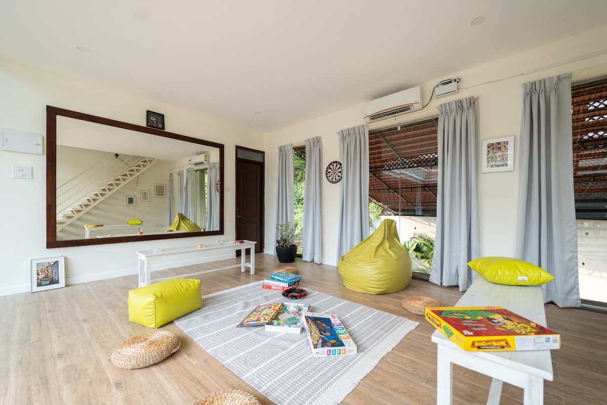 Main stay photo