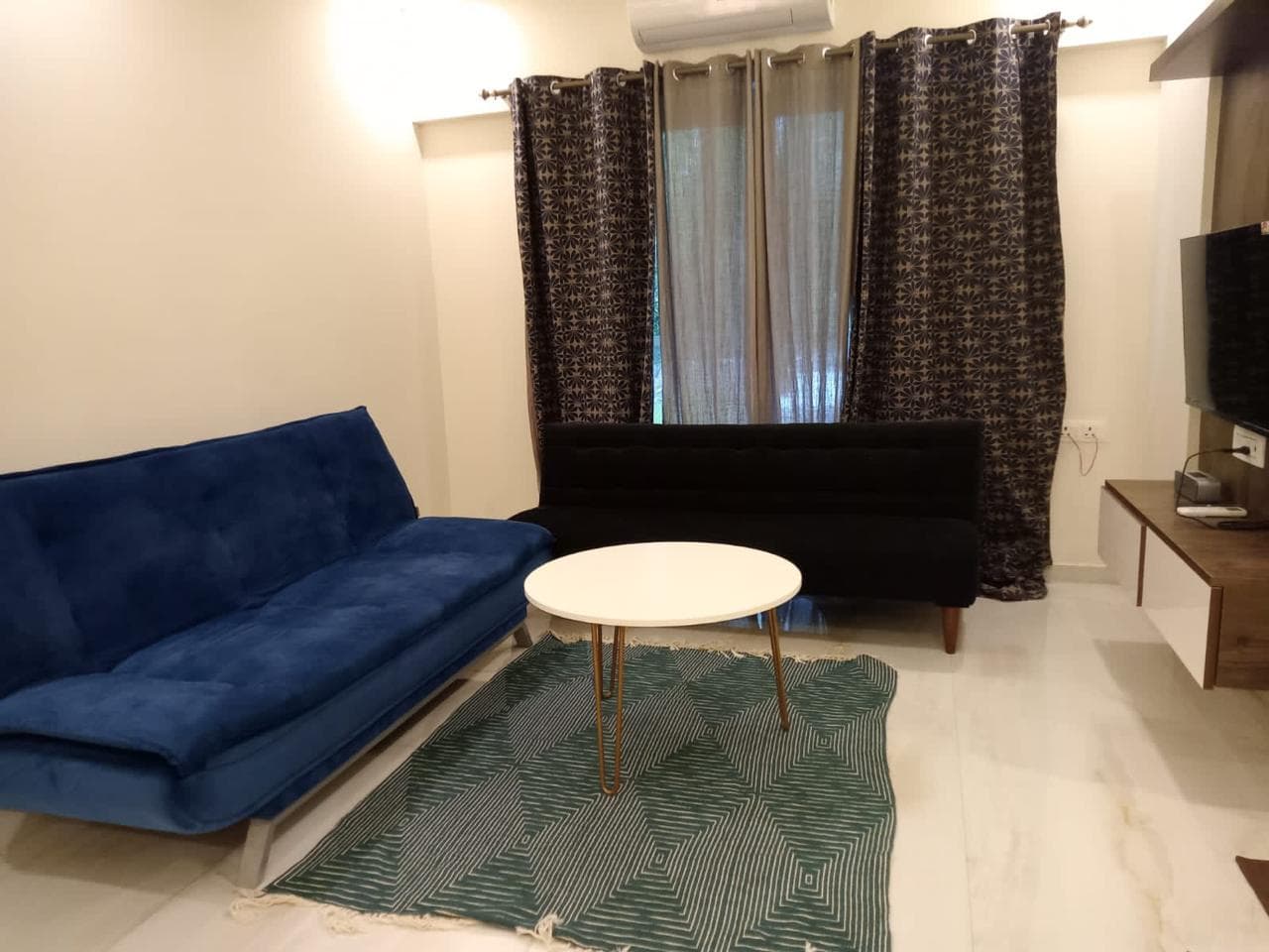 Main stay photo