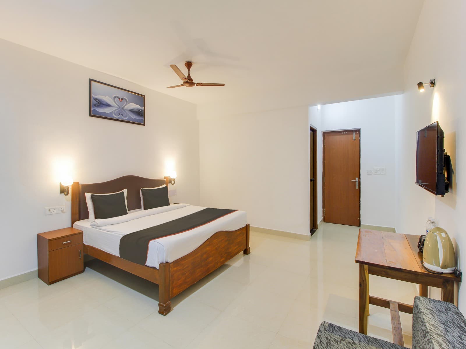 Main stay photo