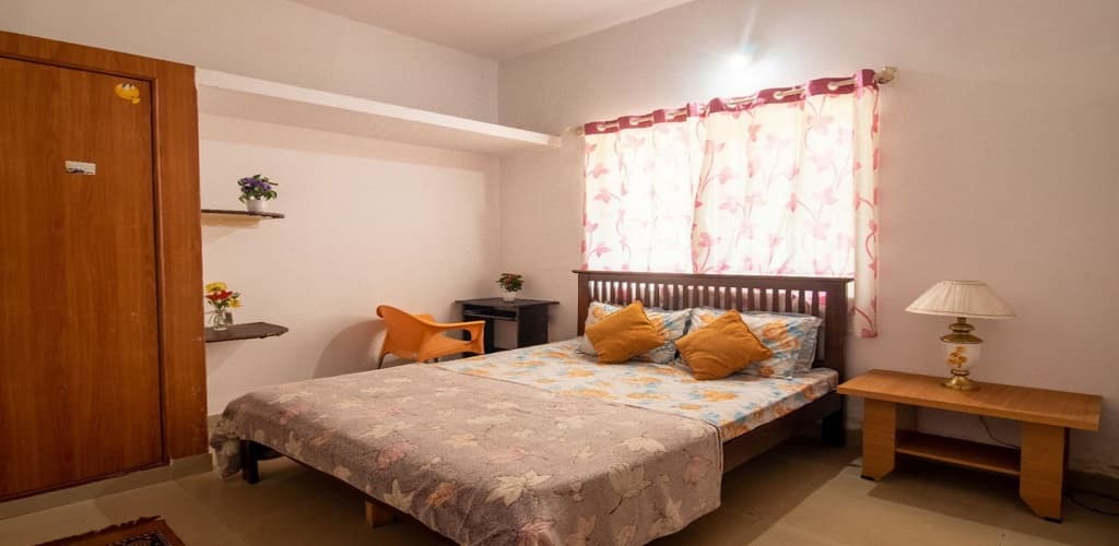 Main stay photo